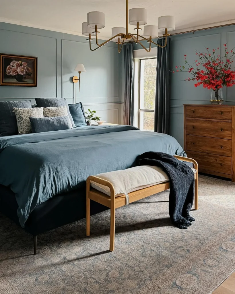 Elegant Navy Painted Ceiling for a Cozy Retreat